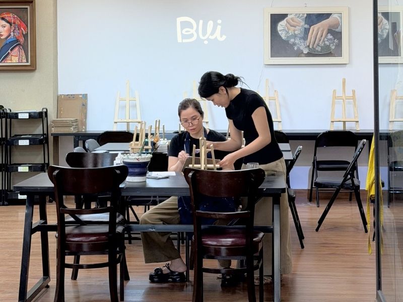 Đội ngũ giảng viên tại Mỹ Thuật Bụi Cầu Giấy
