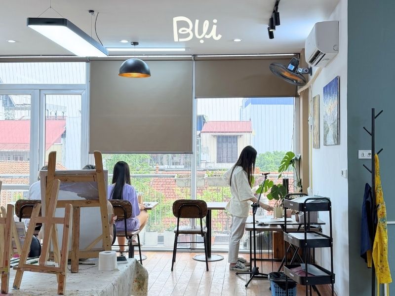 Lý do người lớn ở Hoàn Kiếm chọn học vẽ tại Bụi