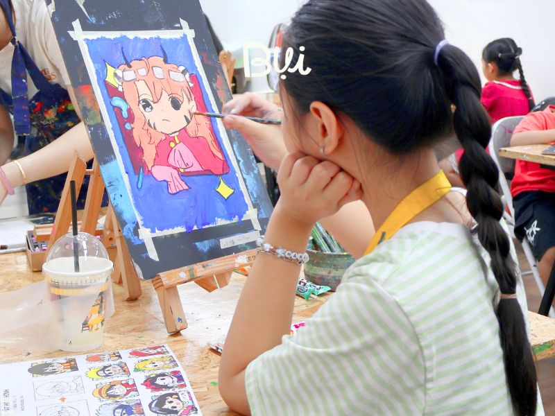 Bé học vẽ anime tại lớp Anime minh họa Mỹ Thuật Bụi Bé học vẽ anime tại lớp Anime minh họa Mỹ Thuật Bụi