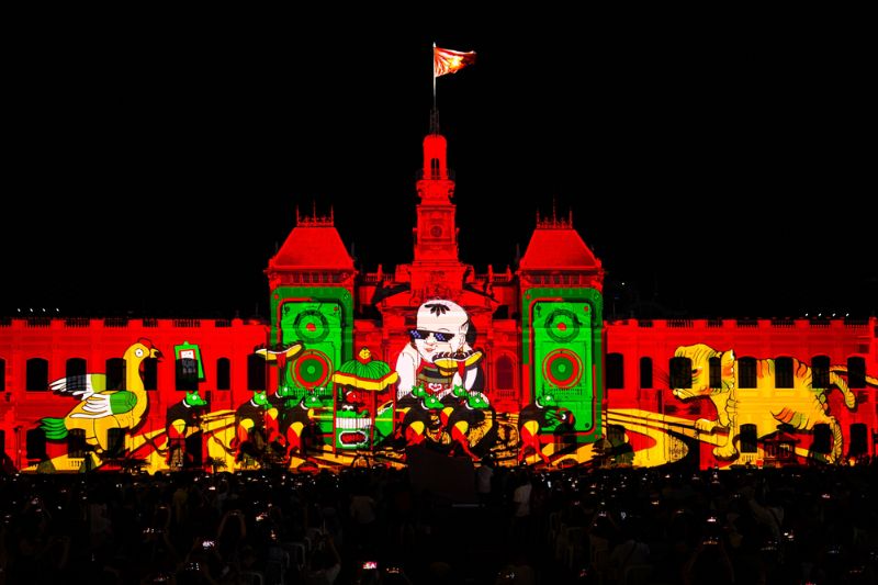 Trình diễn 3D Mapping Tranh Đông Hồ tại TP.HCM dịp kỉ niệm 50 năm